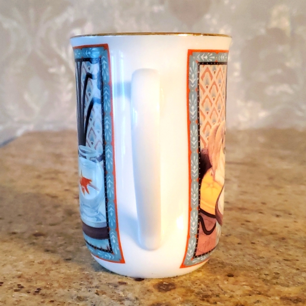 Vintage Russ Berrie Cat watching gold fish mug - Picture 4 of 9